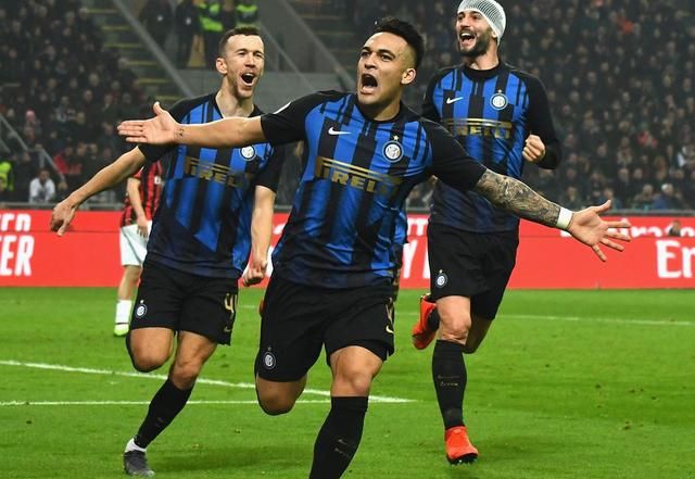 久尔杰维奇：明年国青队要参加国际比赛，跟一些世界强队交手（久尔杰维奇：国青明年将出战国际赛，与多支世界劲旅过招）