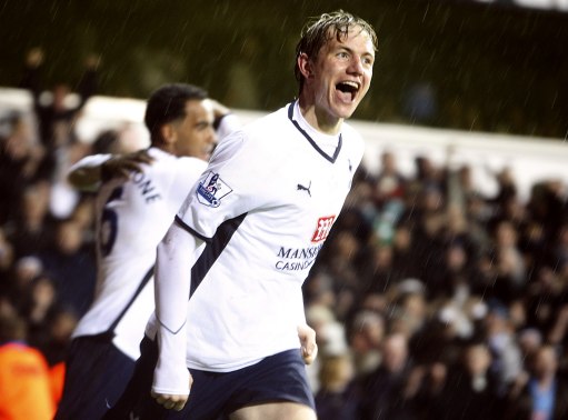 国米官方：阿切尔比右大腿股二头肌拉伤，据悉将缺席一个月（国米通告：阿切尔比右大腿股二头肌受伤，预计缺阵一个月）