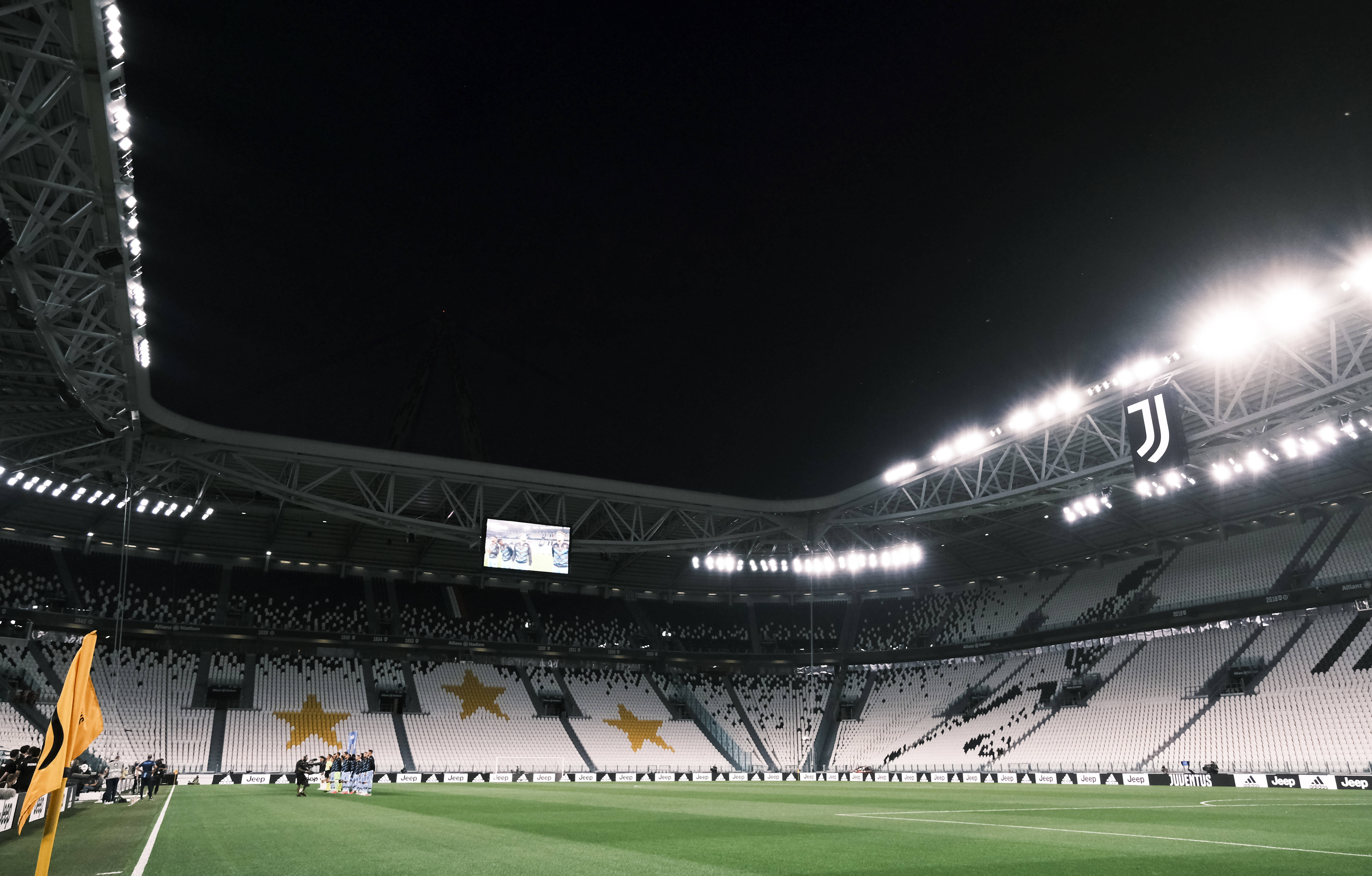 莫雷托：罗马正与曼奇尼谈续约，预计续到2030或2031年（莫雷托：罗马与曼奇尼商谈续约，合同预计延长至2030或2031年）