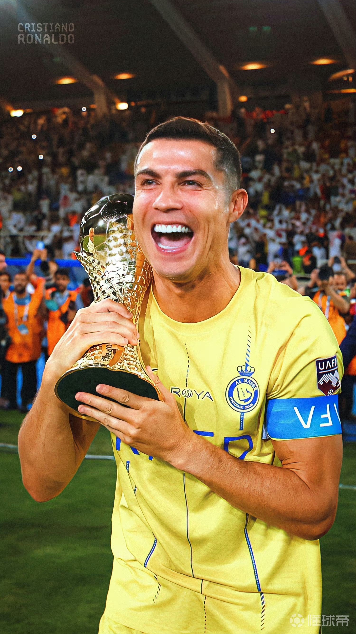 穆斯卡特：林加德表现很好，但吾米提江和他表现至少一样好（穆斯卡特：林加德发挥不俗，吾米提江的表现至少不逊于他）