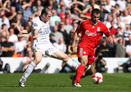 斯基拉：吉乌曾接近外租比萨，但切尔西希望让球员留在英超（斯基拉：吉乌一度接近租借加盟比萨，切尔西更倾向将其留在英超）